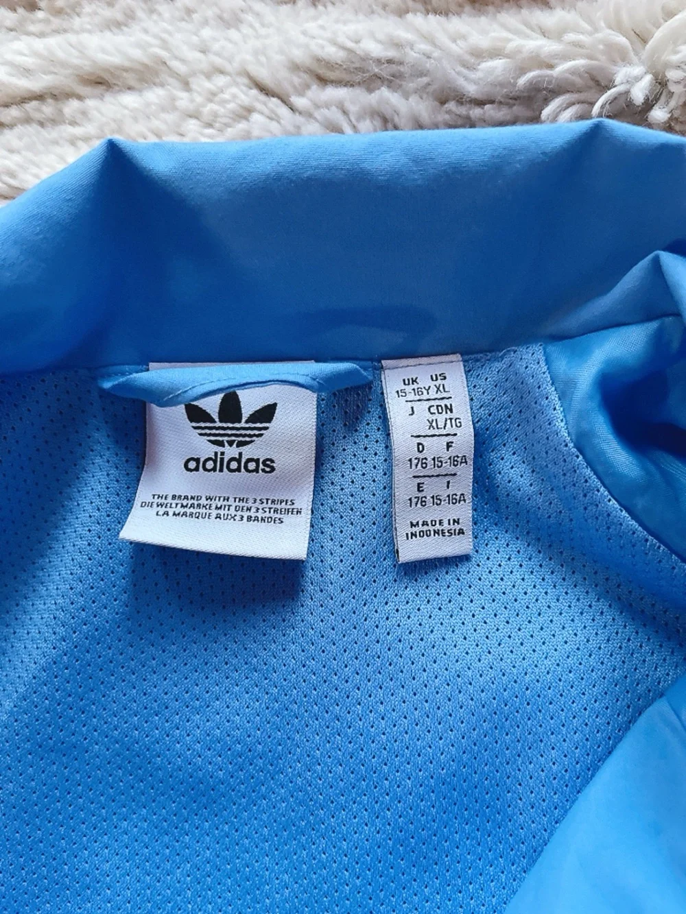 Adidas Blue Track Full Zip Jacket 🩵🔲✨